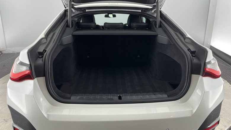 BMW i4 250kW eDrive40 M Sport 83.9kWh 5dr Auto Electric Hatchback